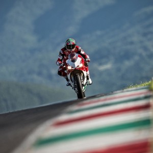 九游全站登录地址-车手背后：训练、策略与挑战，车手hugo