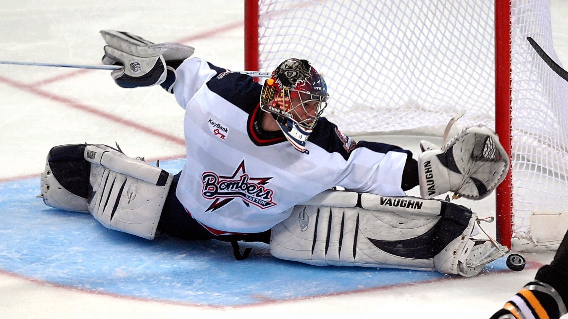 《Valorant冠军赛，年轻战队力压群雄》，valorant多少分赢